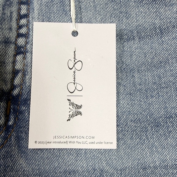 (Q4) Jessica Simpson Daisy Skinny Flared Jeans for women, size 6,embroidere NWT - Picture 8 of 16